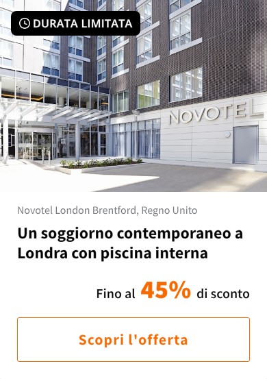 Un soggiorno contemporaneo a Londra con piscina interna
