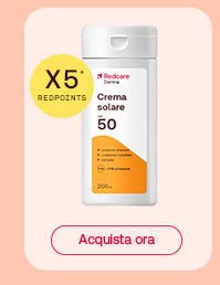 Flacone di crema solare Redcare SPF 50 da 200 ml su sfondo pesca. Bollino giallo con la scritta “X5* RedPoints”. Sotto, pulsante rosso con la scritta “Acquista ora”.