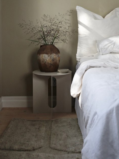 Rustic styled rug in a bedroom