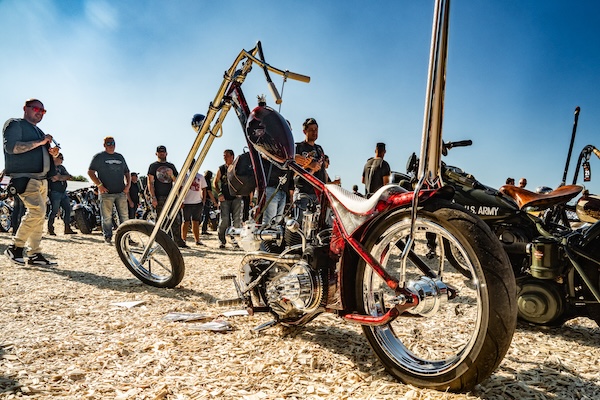 spettacolo di moto personalizzate (o customizzate)
