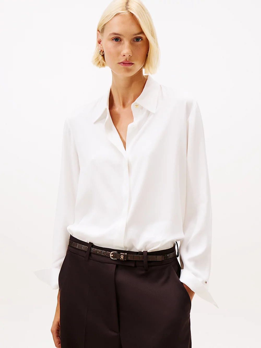 Camicia regular fit con chiusura nascosta