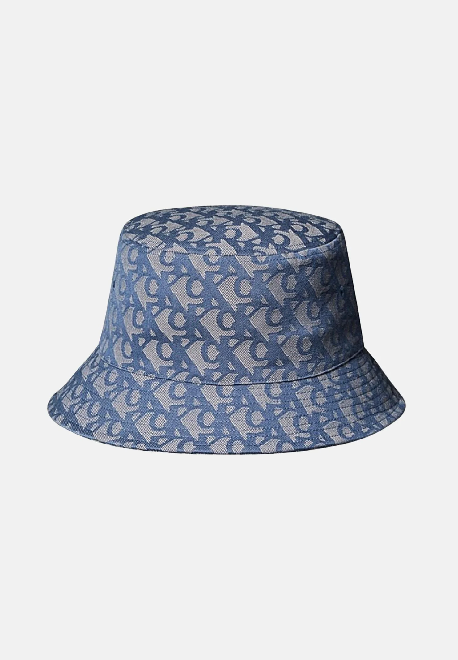 Image of CALVIN KLEIN Bucket blu indaco per uomo e donna impreziosito da logo jacquard