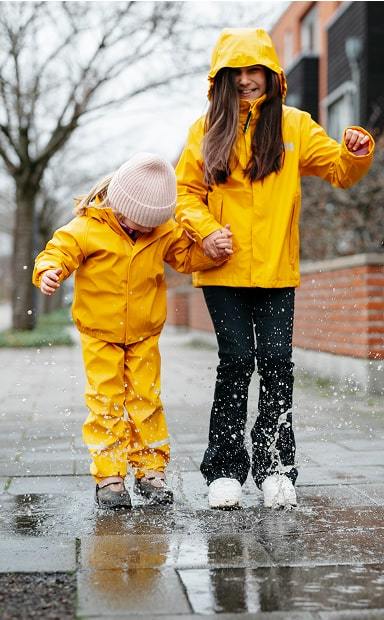 Kids' rainwear