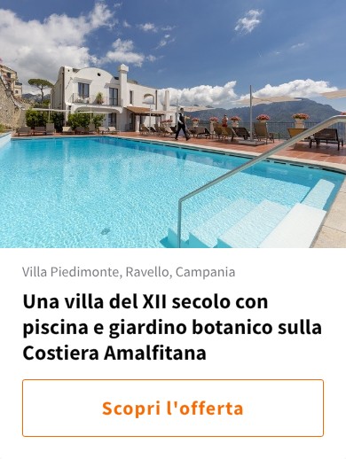 Una villa del XII secolo con piscina e giardino botanico sulla Costiera Amalfitana