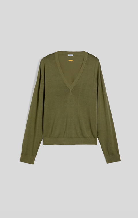 KNITWEAR