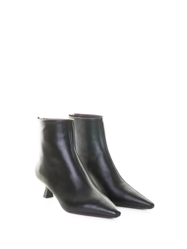 Stivaletto nero in nappa