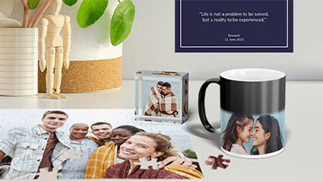 Regali personalizzati con foto, come Cuscini e Tazze. 
