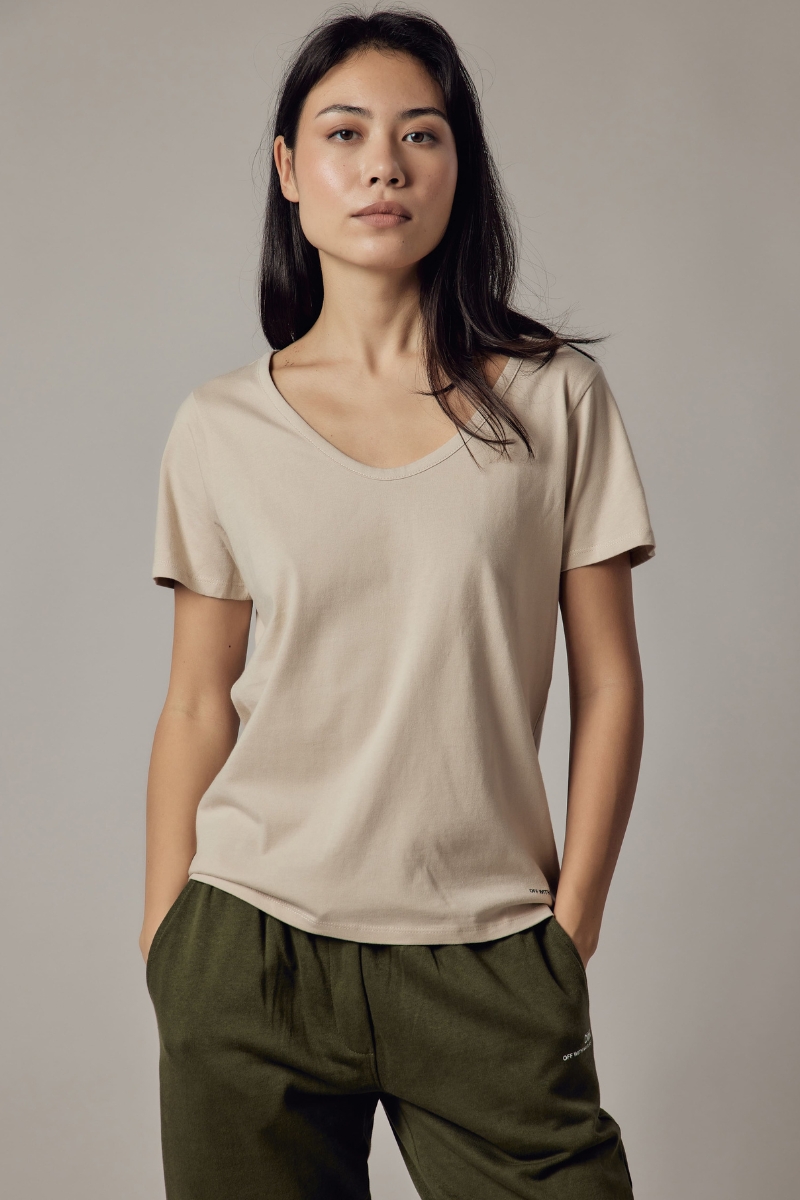 T-Shirt Scollo Profondo