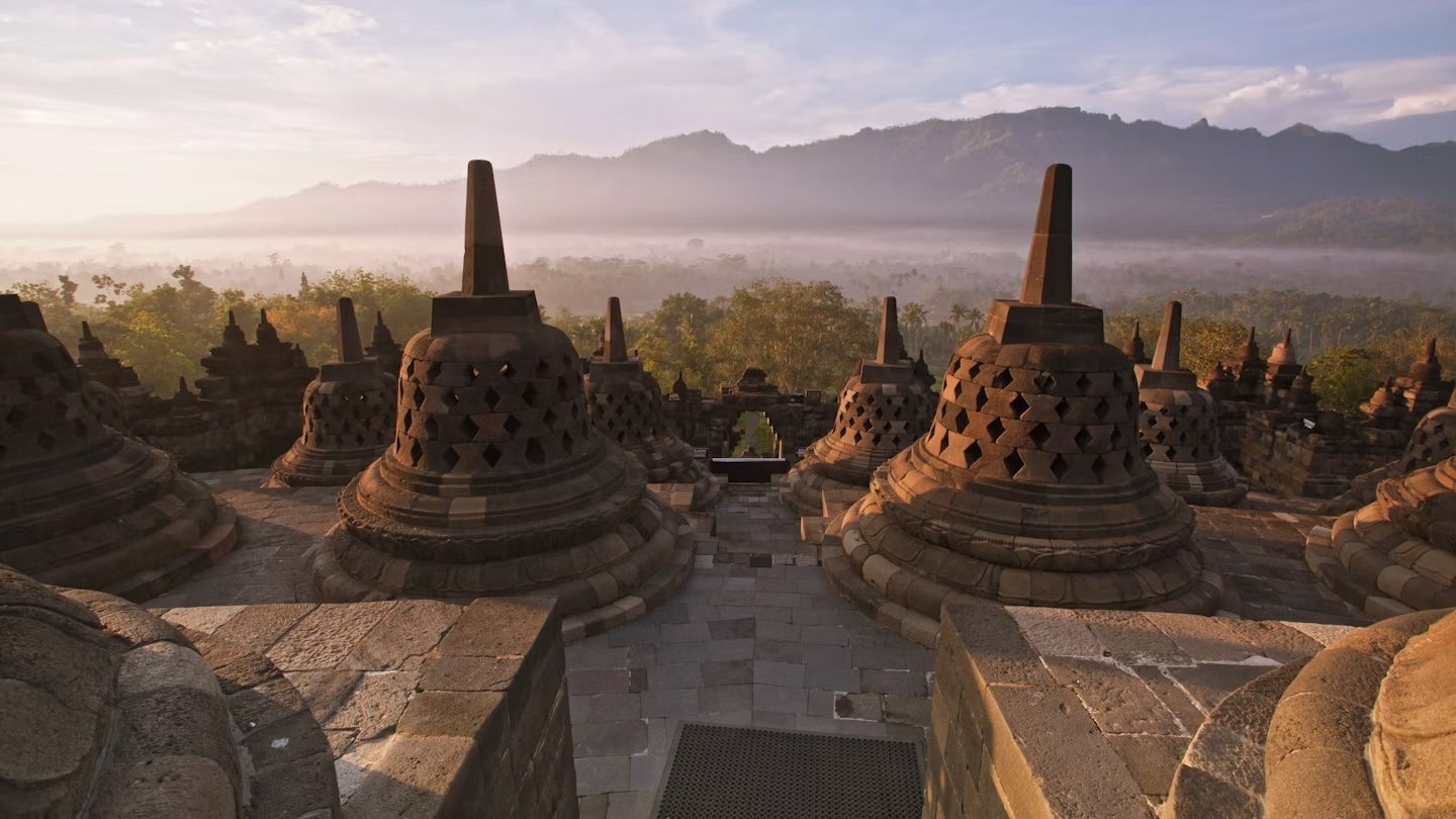 5 dei monumenti antichi più belli al mondo