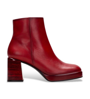 stivaletti-in-pelle-rosso-carminio