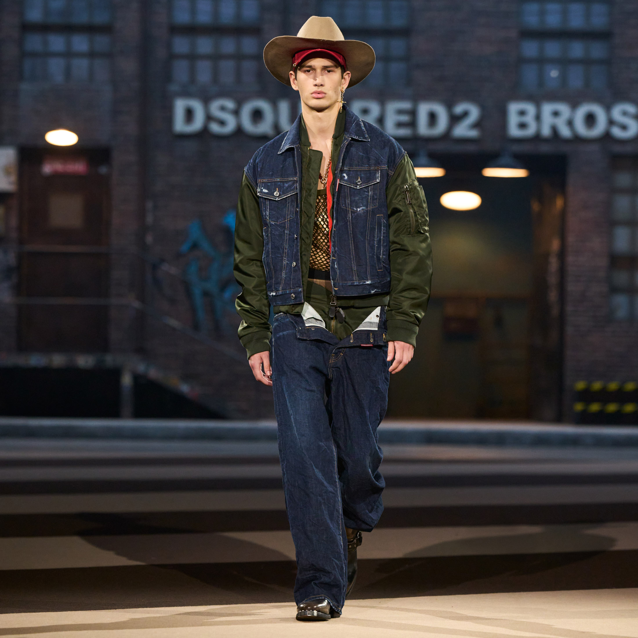 Dsquared2