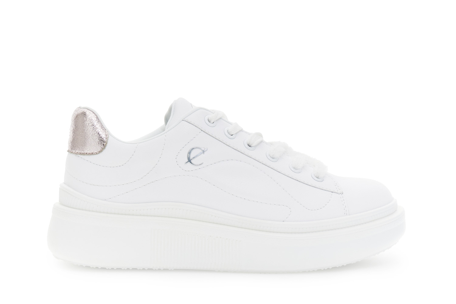 Image of sneaker in pelle con motivo a onde bianco