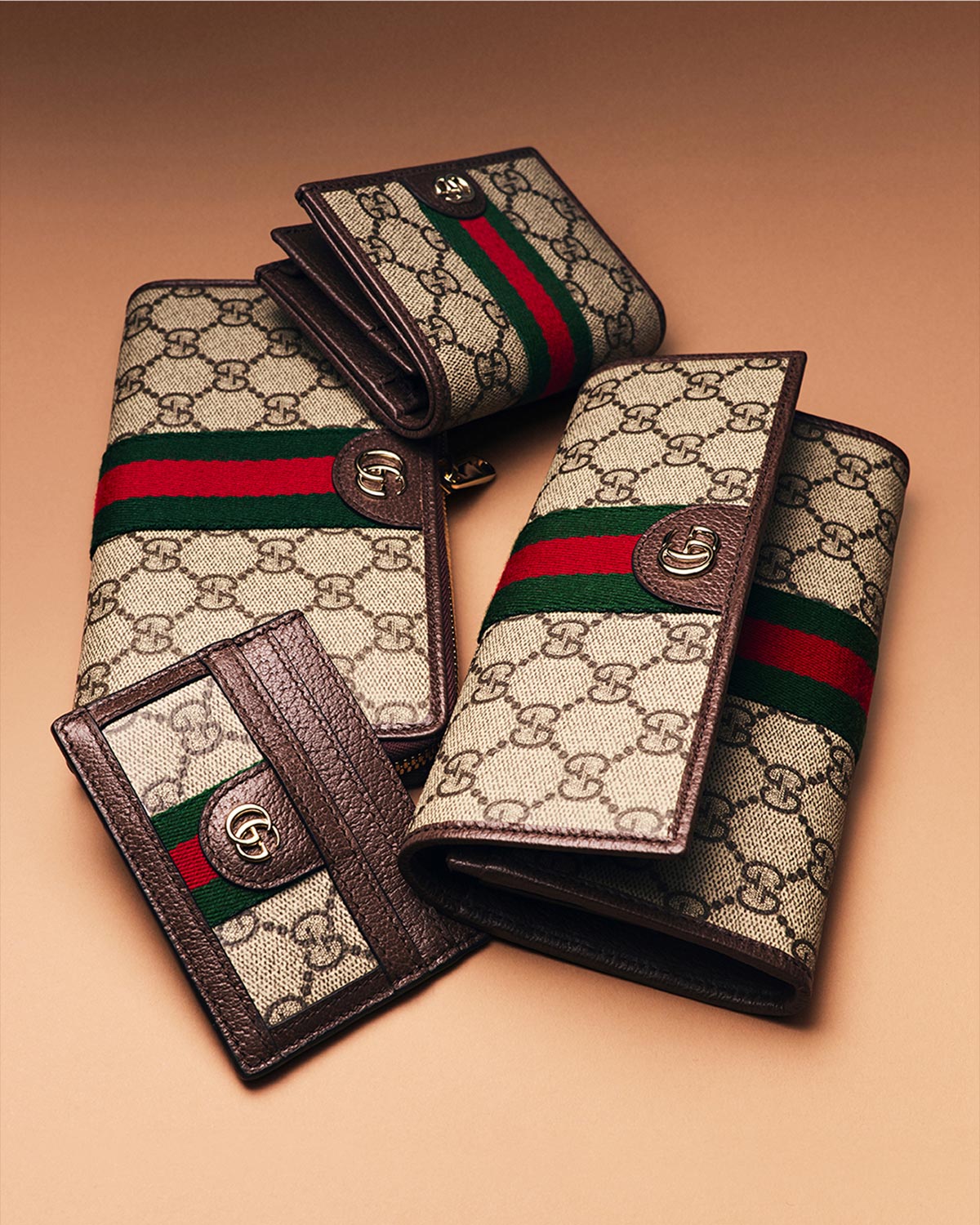 Accessorio Scopri di più sul sito Web di Gucci 