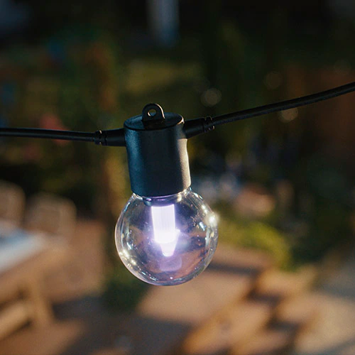 Lampadine robuste, sostituibili e resistenti alle intemperie.