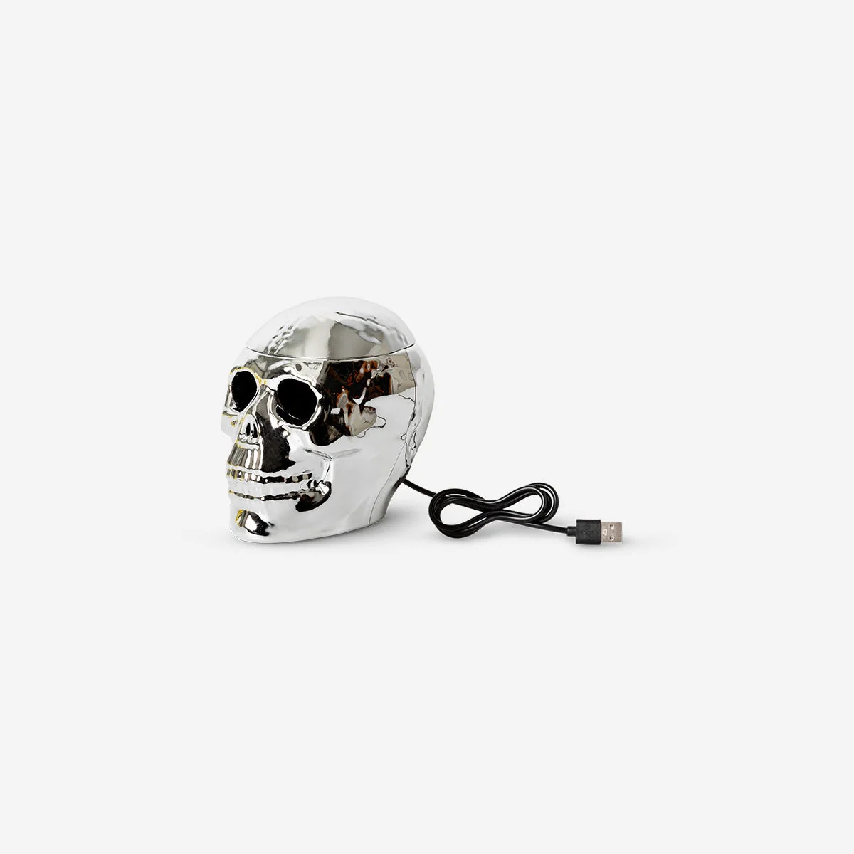 Skull fog machine with light
