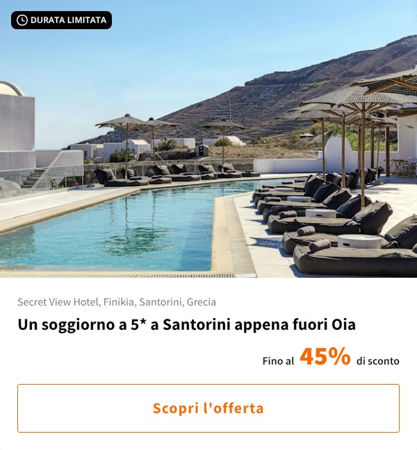 Un soggiorno a 5* a Santorini appena fuori Oia