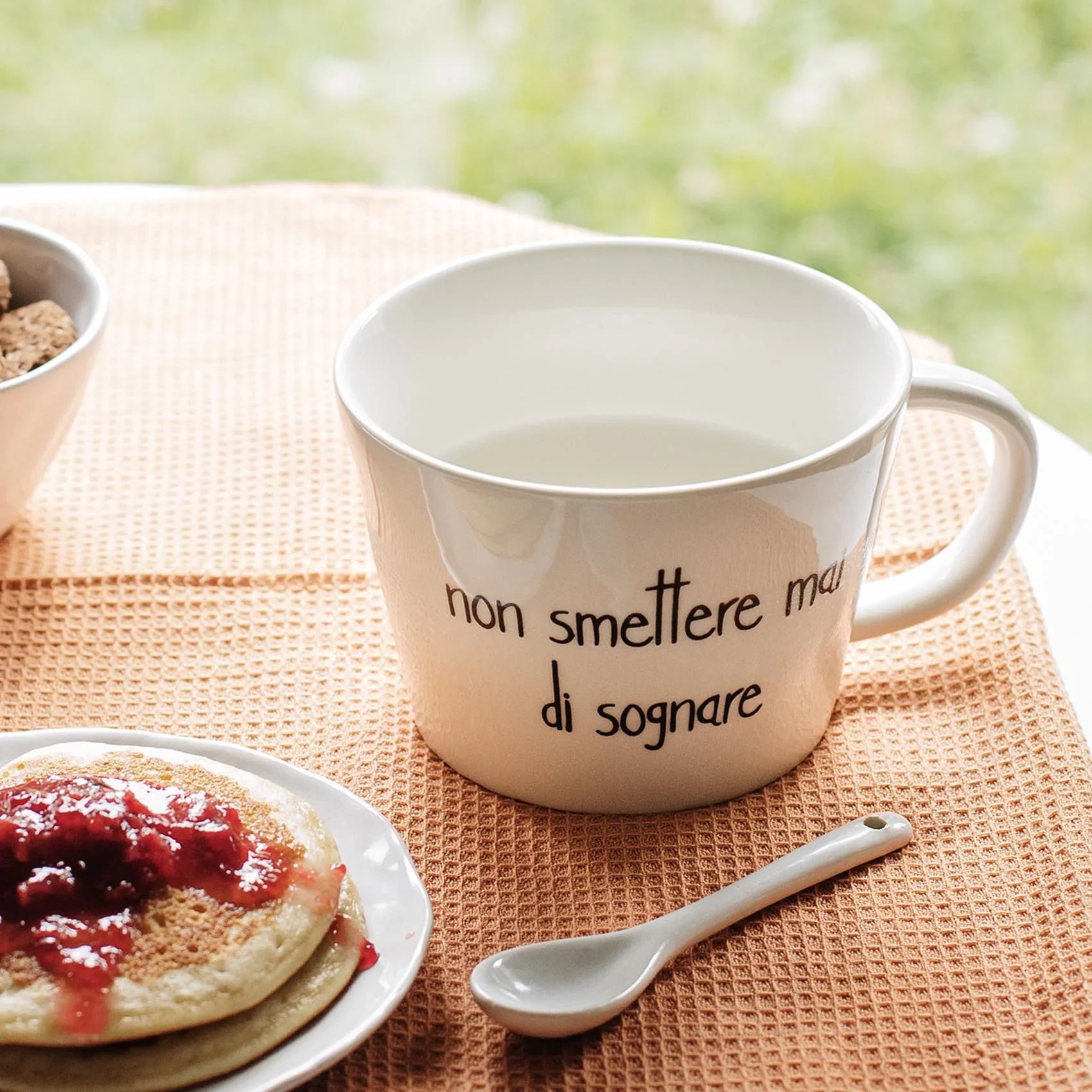 Image of Set 2 Tazze Colazione <br>in Grès - <b>Non Smettere Mai di Sognare