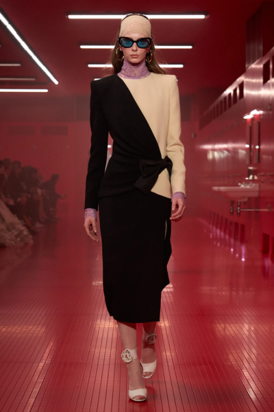 Scopri Valentino FW25