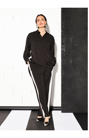 Side Stripe Pants   Effortlessly polished and sophisticated to the core.