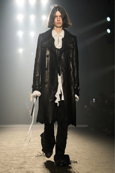 Discover Anna Demeulemeester FW25