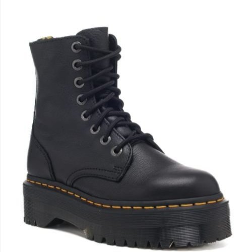 DR MARTENS