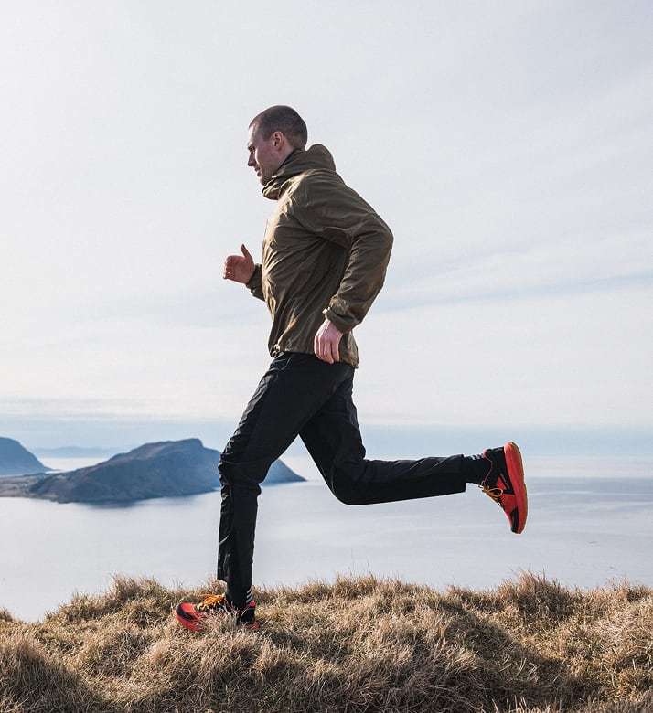 Men's trail running