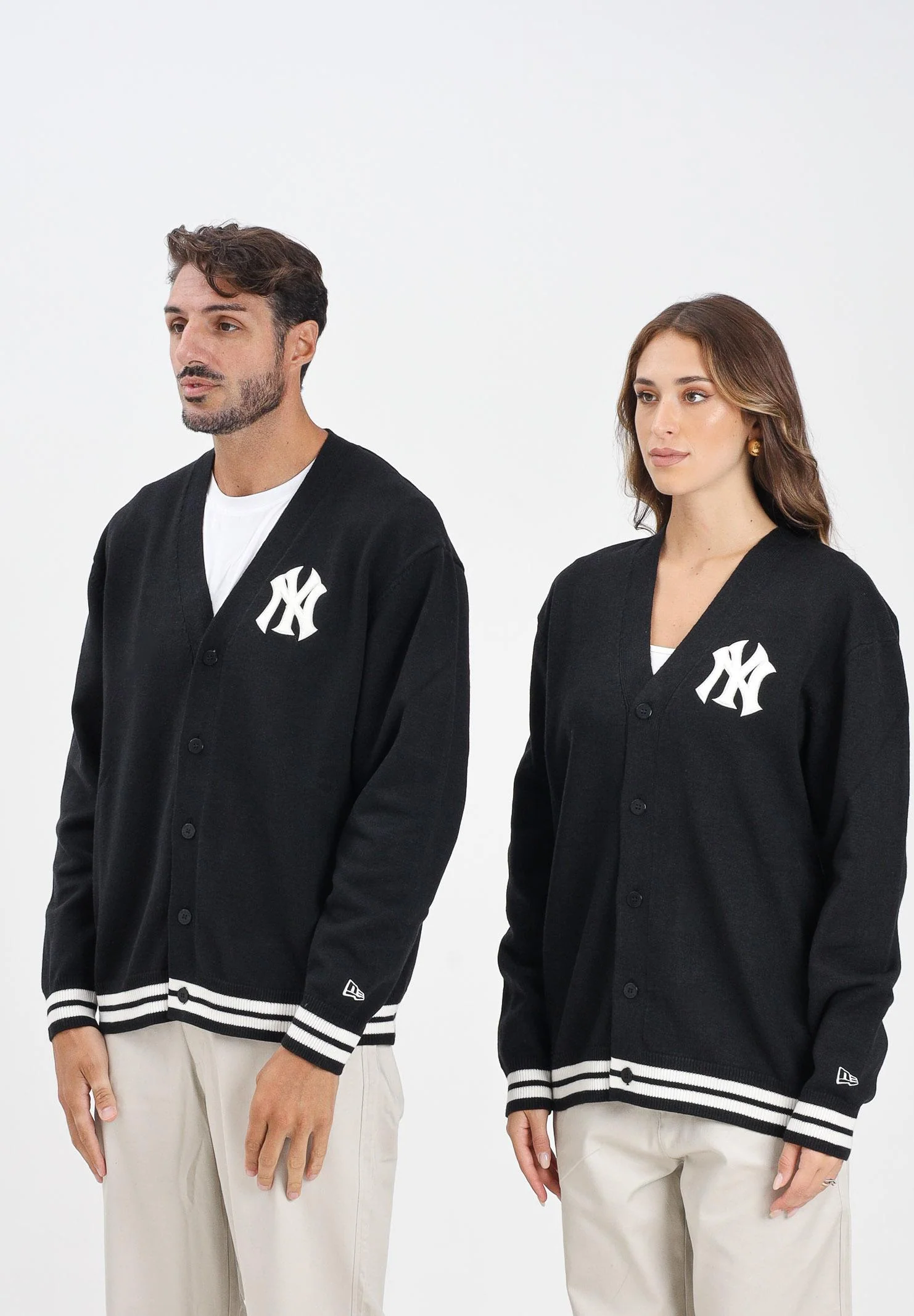 Image of NEW ERA Cardigan MLB KNIT NEW YORK YANKEES nero per uomo e donna