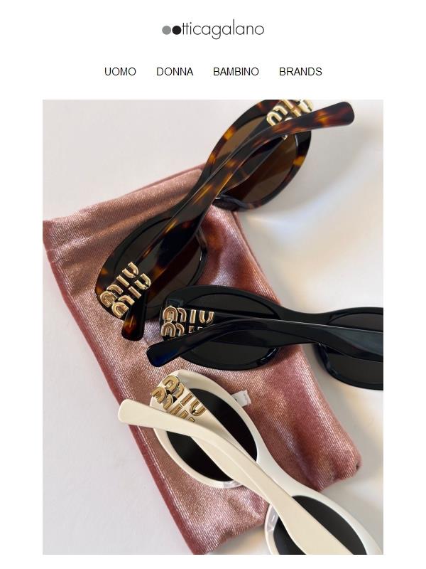 Scopri gli occhiali must-have di questa stagione.