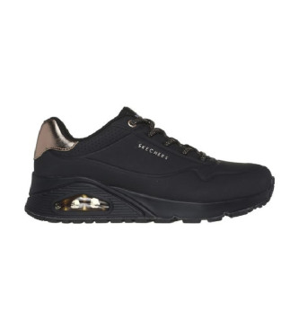 scarpe-da-ginnastica-nere-uno-shimmer