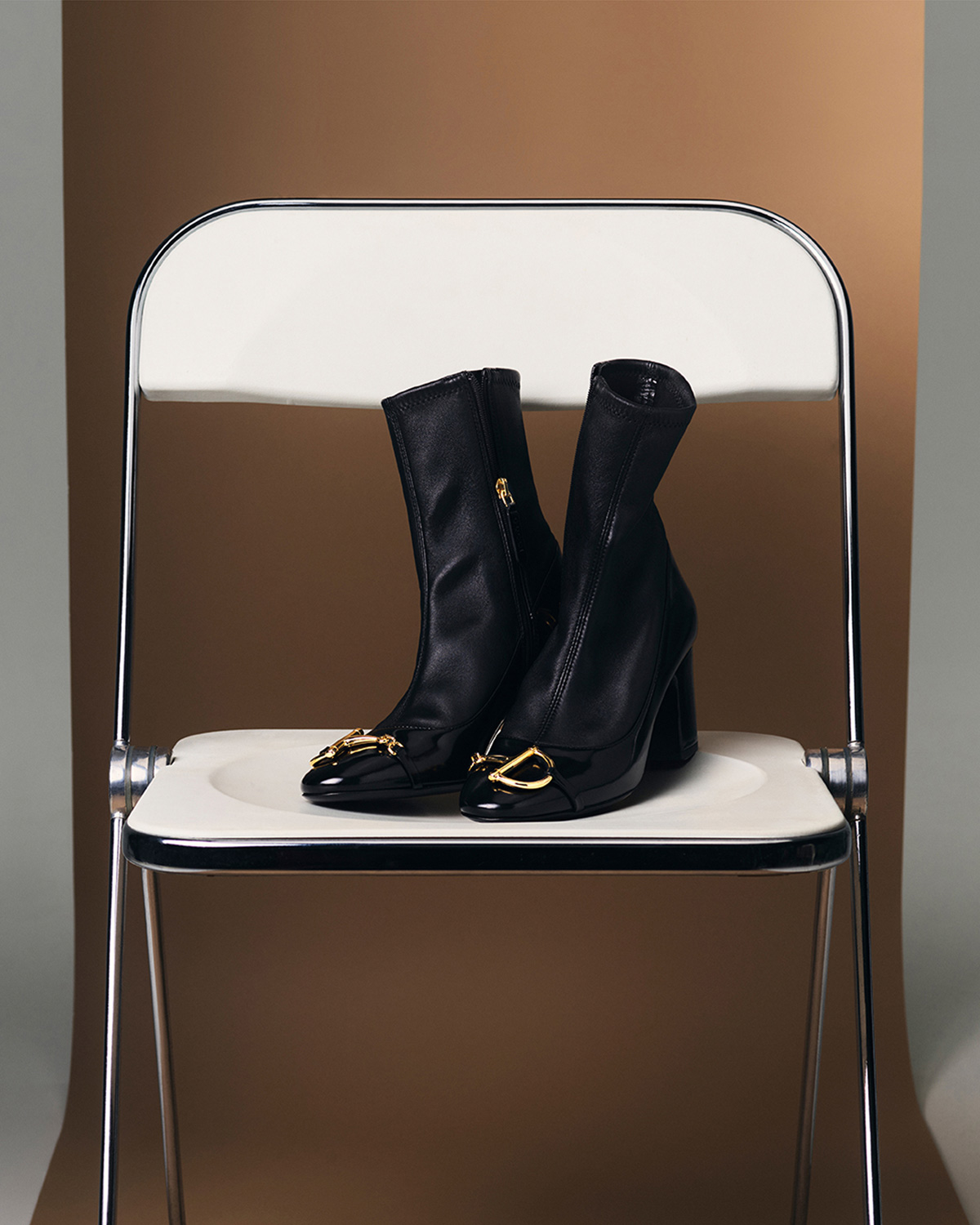 Scarpa(e) Scopri di più sul sito Web di Gucci 