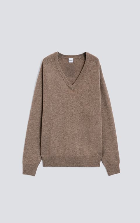 KNITWEAR