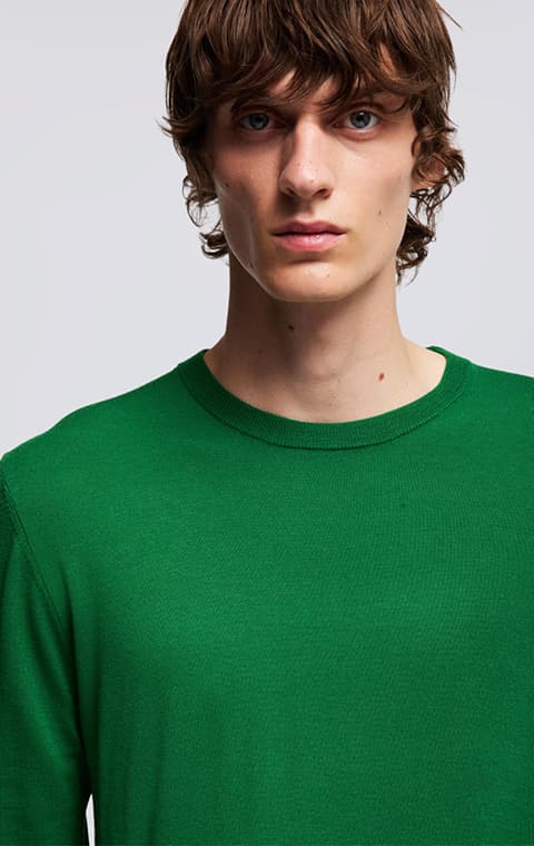 KNITWEAR