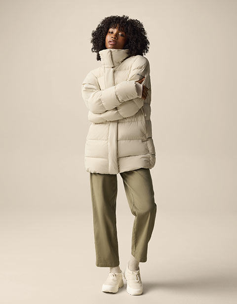 Amaze Puff™ Mid Hooded Down Puffer