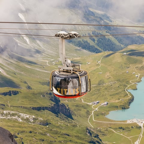 Activity image: Da Zurigo: Monte Titlis con Ice Flyer e tour giornaliero a Lucerna