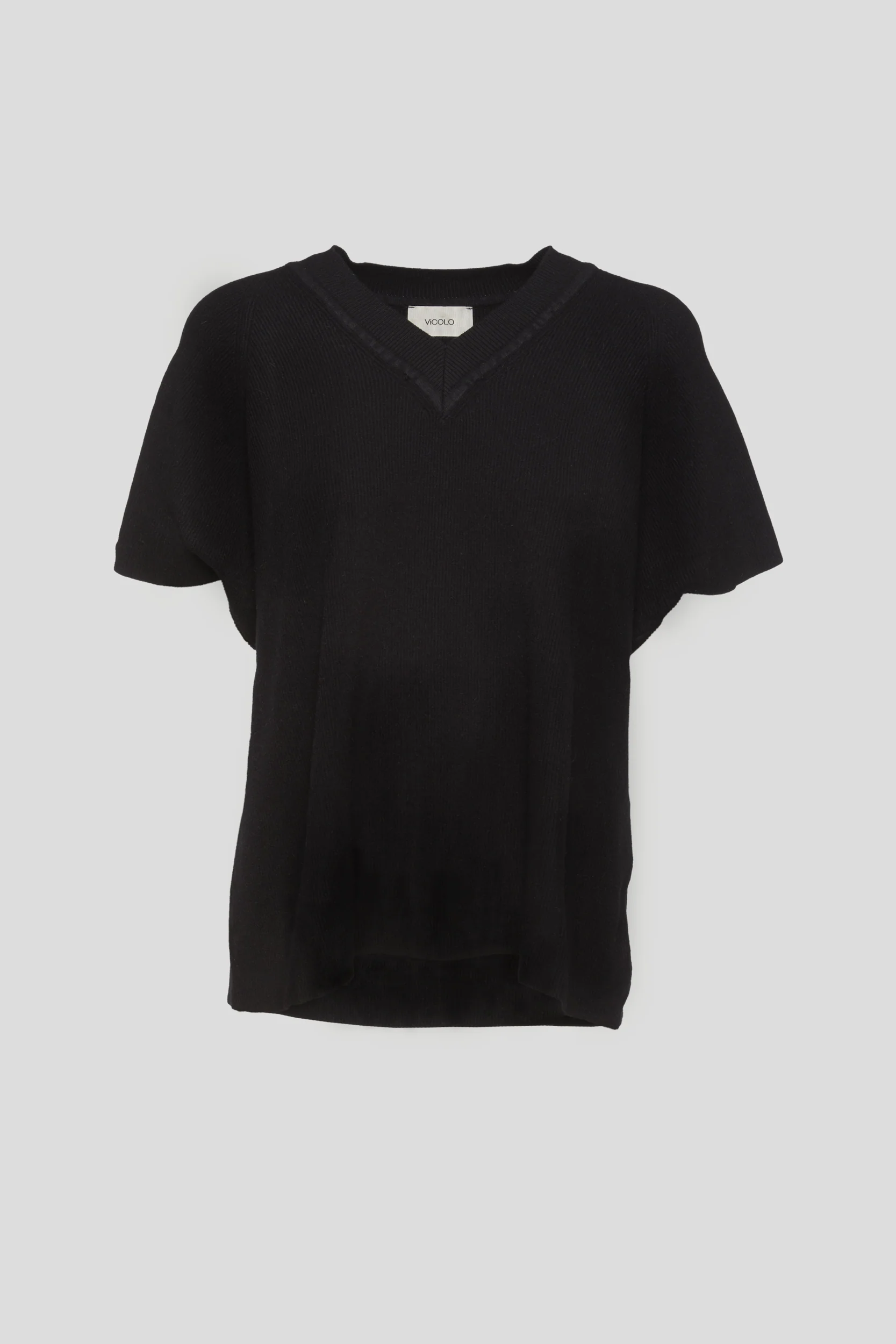 Image of VICOLO Maglia Nera con Scollo a V