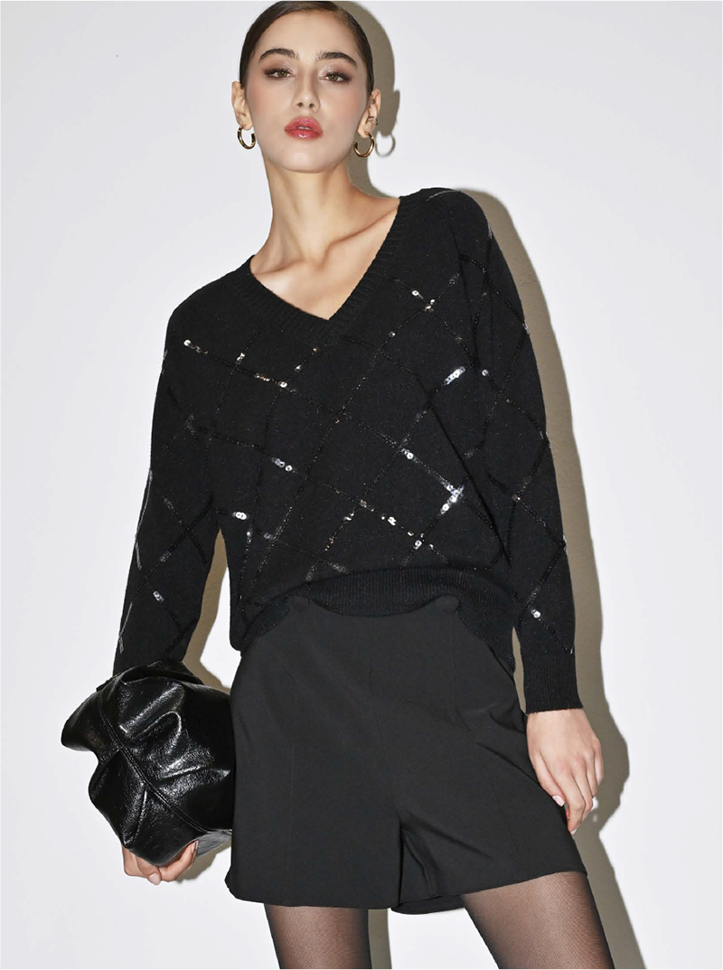 Maglione Nero con Rombi Paillettes