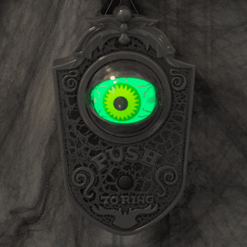 Spooky Halloween doorbell featuring light, sound and motion