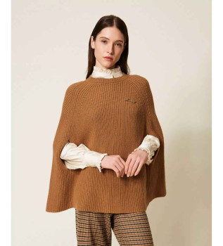 maglione-in-misto-lana-beige-stile-mantello