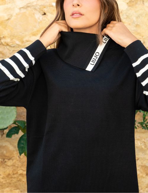 ABBIGLIAMENTO