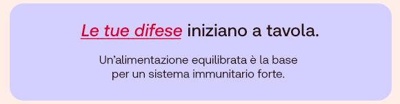 „Testo su sfondo lilla: Le tue difese iniziano a tavola. Sottotitolo: Un’alimentazione equilibrata è la base per un sistema immunitario forte.“ „Testo su sfondo lilla: Le tue difese iniziano a tavola. Sottotitolo: Un’alimentazione equilibrata è la base per un sistema immunitario forte.“