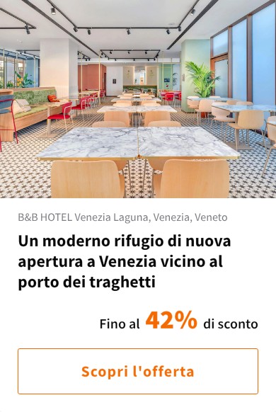 Un moderno rifugio di nuova apertura a Venezia vicino al porto dei traghetti