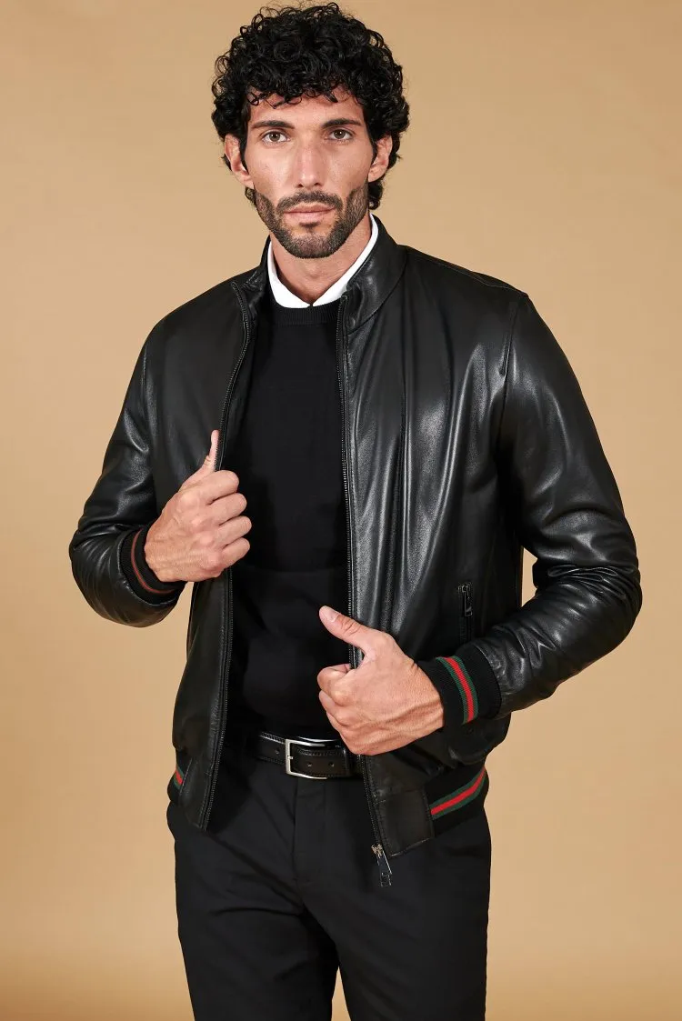 Image of Giubbotto Bomber in pelle nera nappa effetto liscio