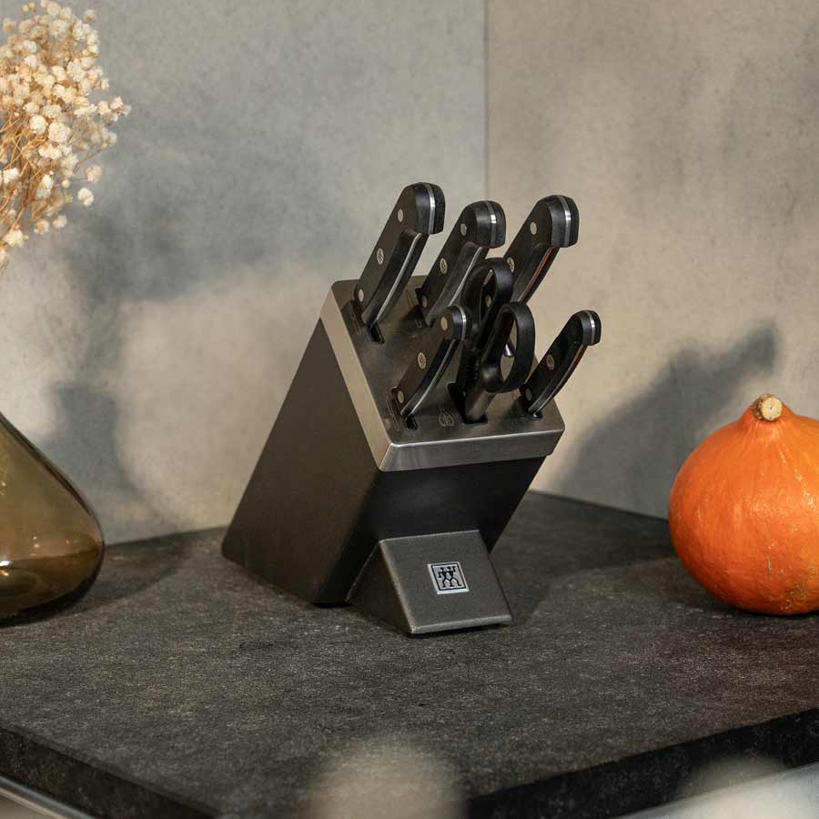 Blocco portacoltelli in cucina