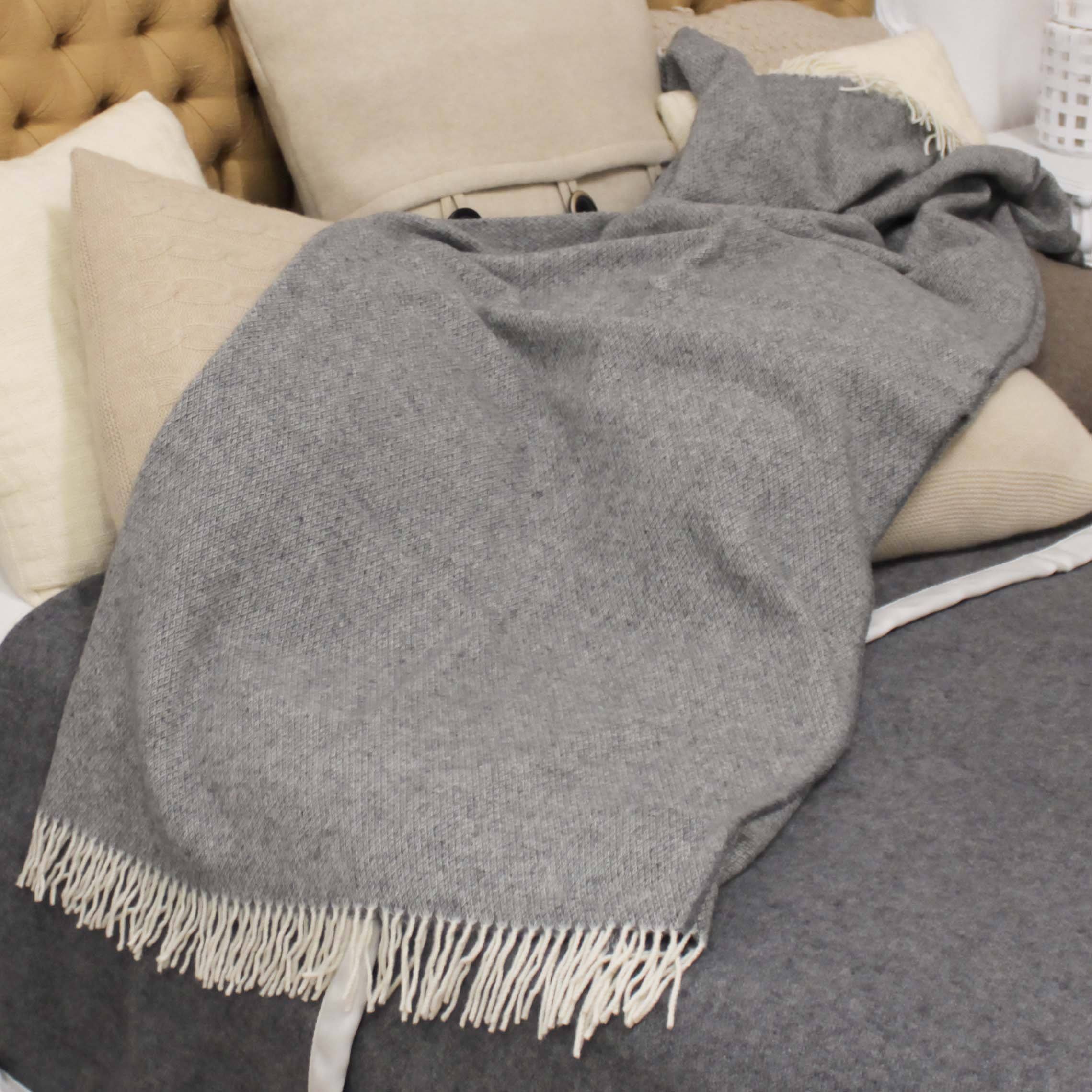 Image of Plaid in Lana e Cashmere <br>con Frange - <b>Thomas