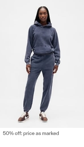 Display images to show real-time content