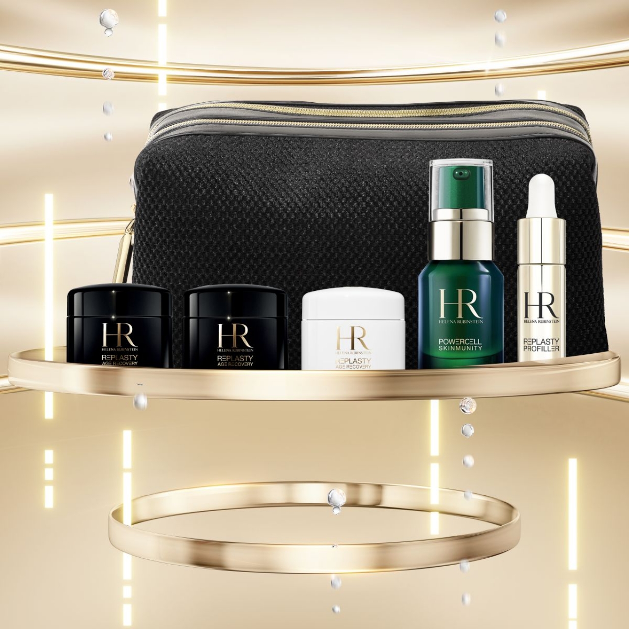 Miniature in omaggio su vassoi dorati