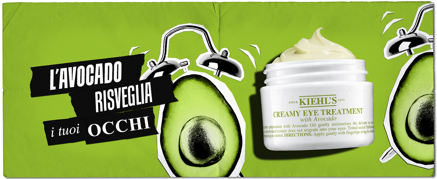 Barattolo di Creamy Eye Treatment with Avocado aperto accanto a un’illustrazione di avocado a forma di sveglia su sfondo verde acceso. Testo “L’avocado risveglia i tuoi occhi” in nero e bianco su strisce grafiche.