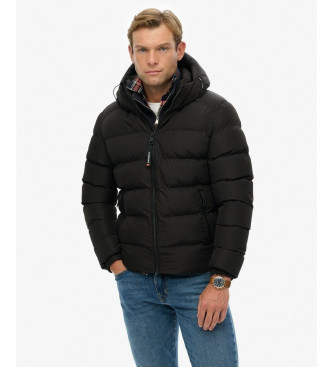 cappotto-nero-in-piuma