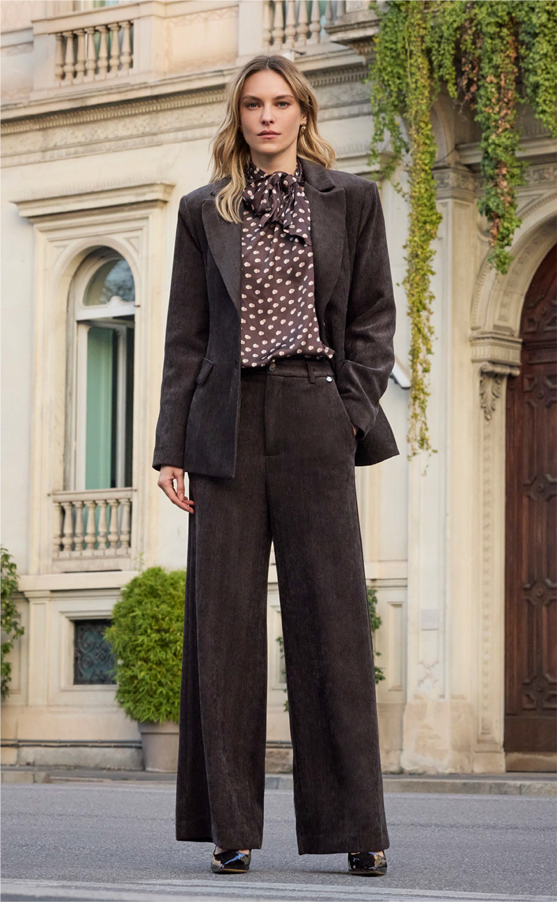 Pantaloni palazzo cioccolato in velluto a coste