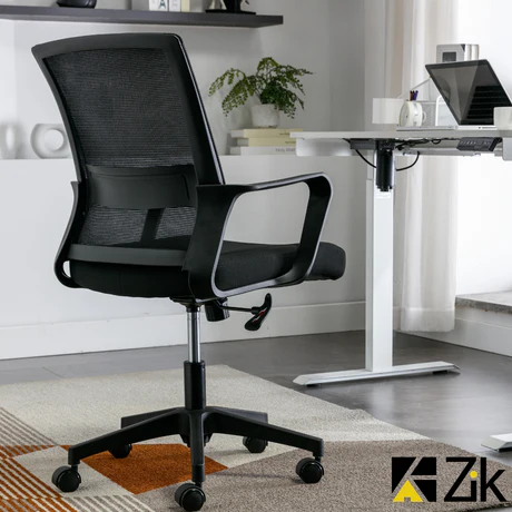 Sedia da Ufficio Ergonomica da Scrivania, Girevole e Regolabile, Supporto Lombare – Nera 45x51x94/100h